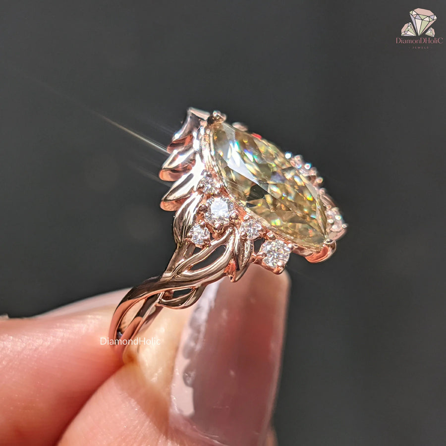 halo.engagement ring