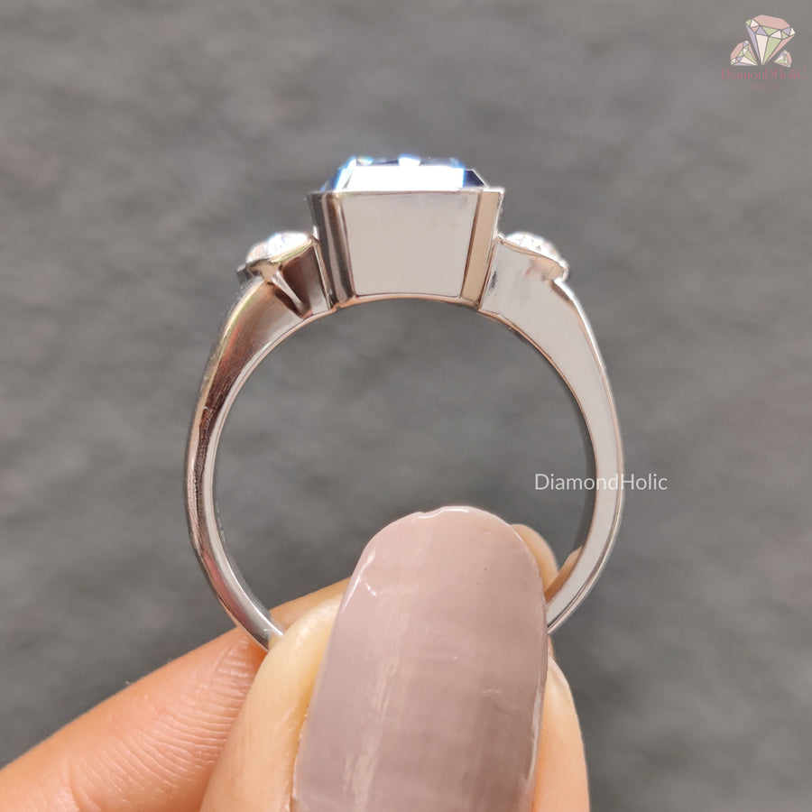 Half Moon Side Stones Ring