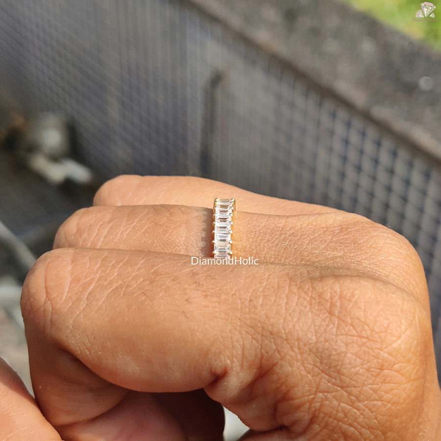 Timeless Emerald Ring | Moissanite Glow Band | Love Promise Gift

