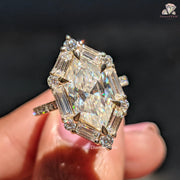 halo diamond engagement ring​