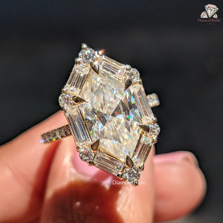 halo diamond engagement ring​