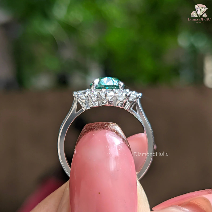 halo ring | halo engagement rings | halo diamond ring