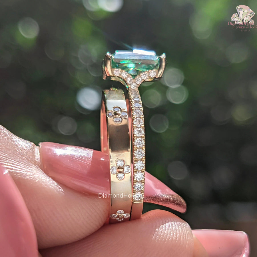 hidden halo engagement ring