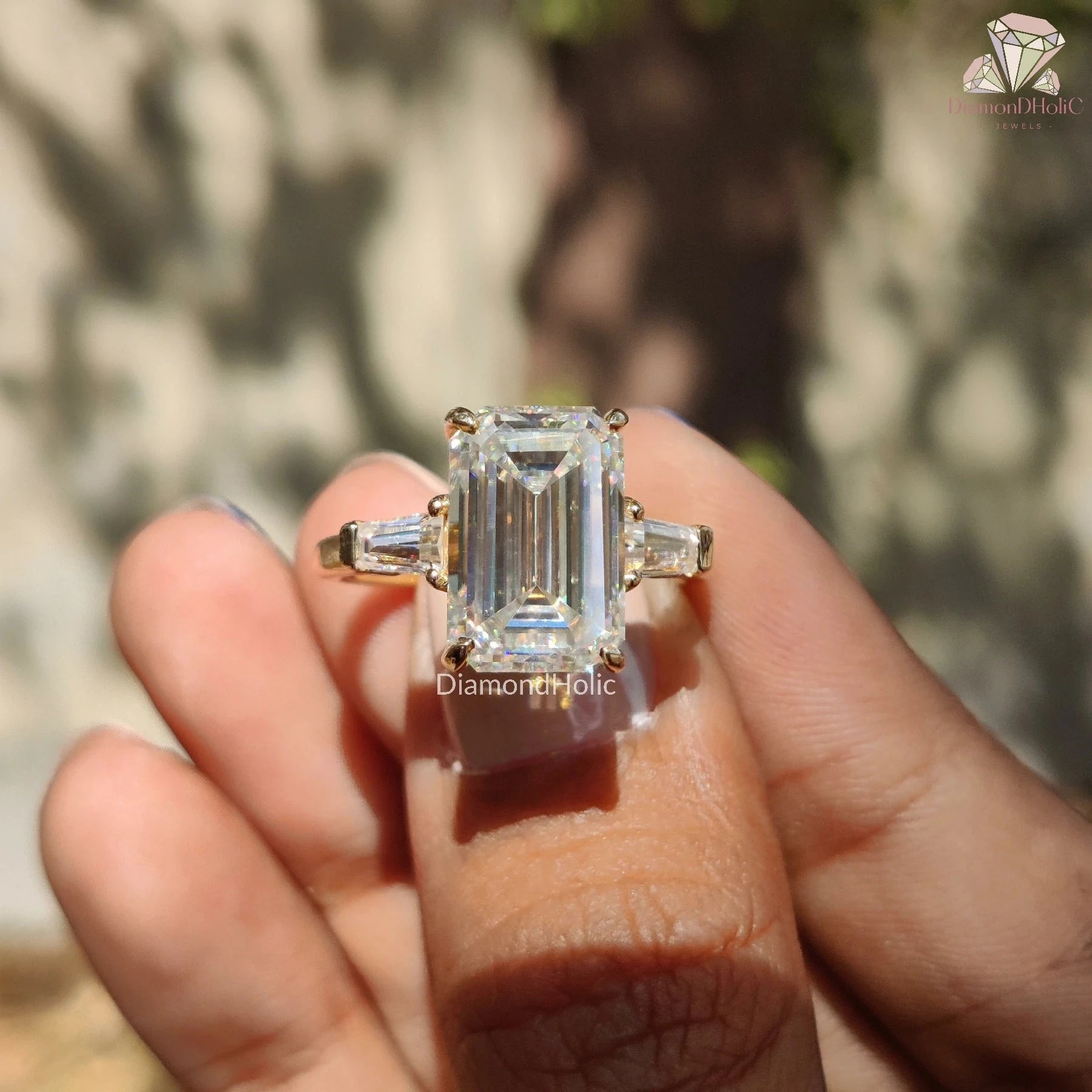 Emerald Moissanite Ring 