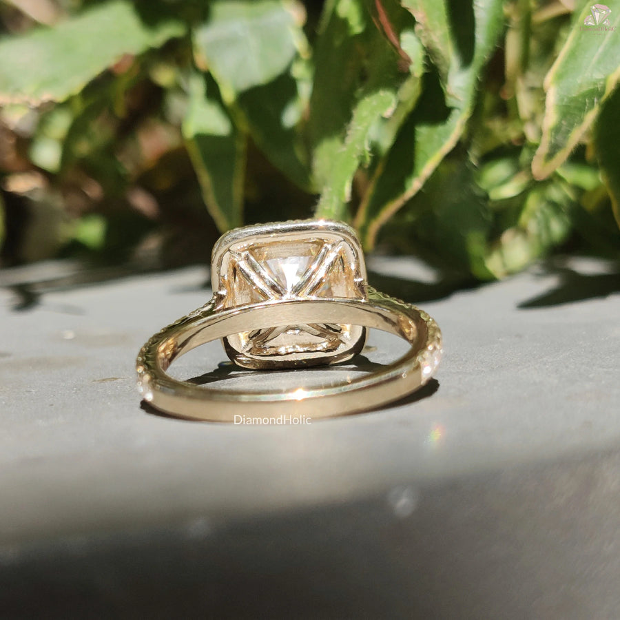 Pave Detail | Diamond Fire | Forever Ring

