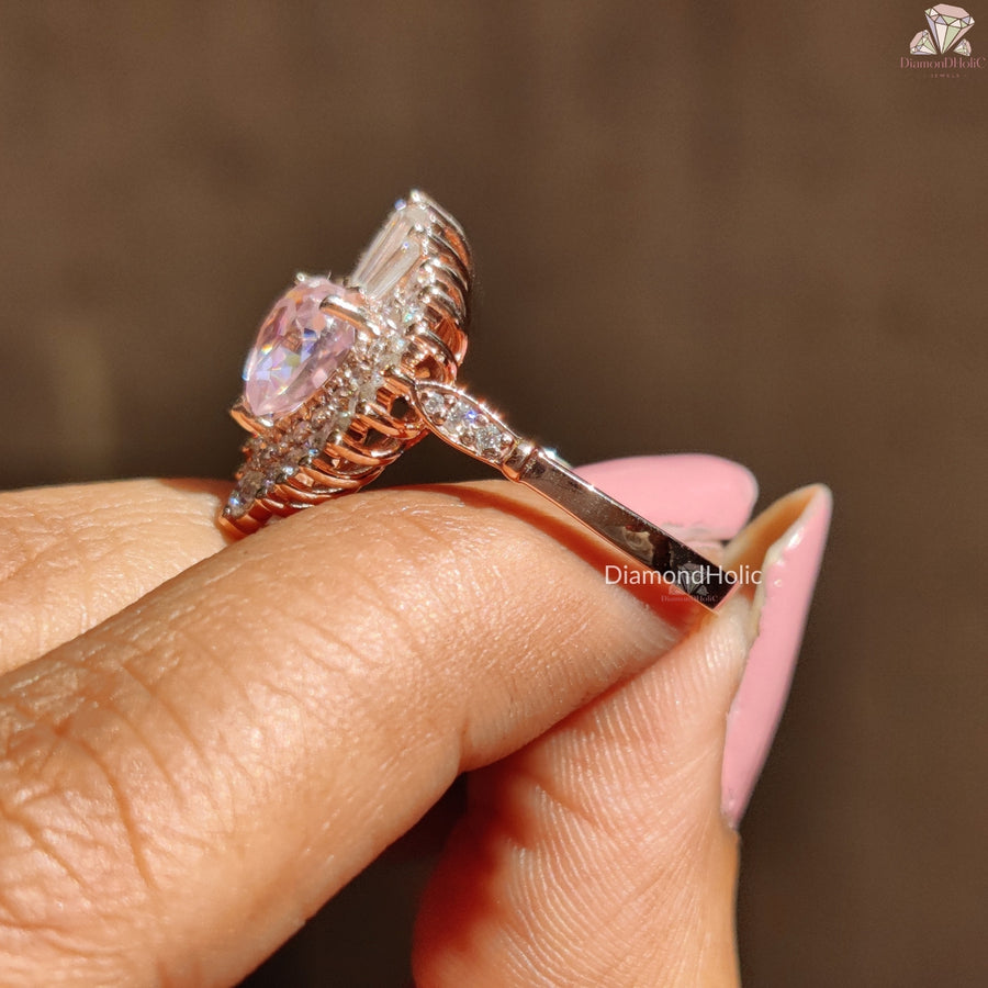 Morganite heart cut halo engagement ring - heart shape detail