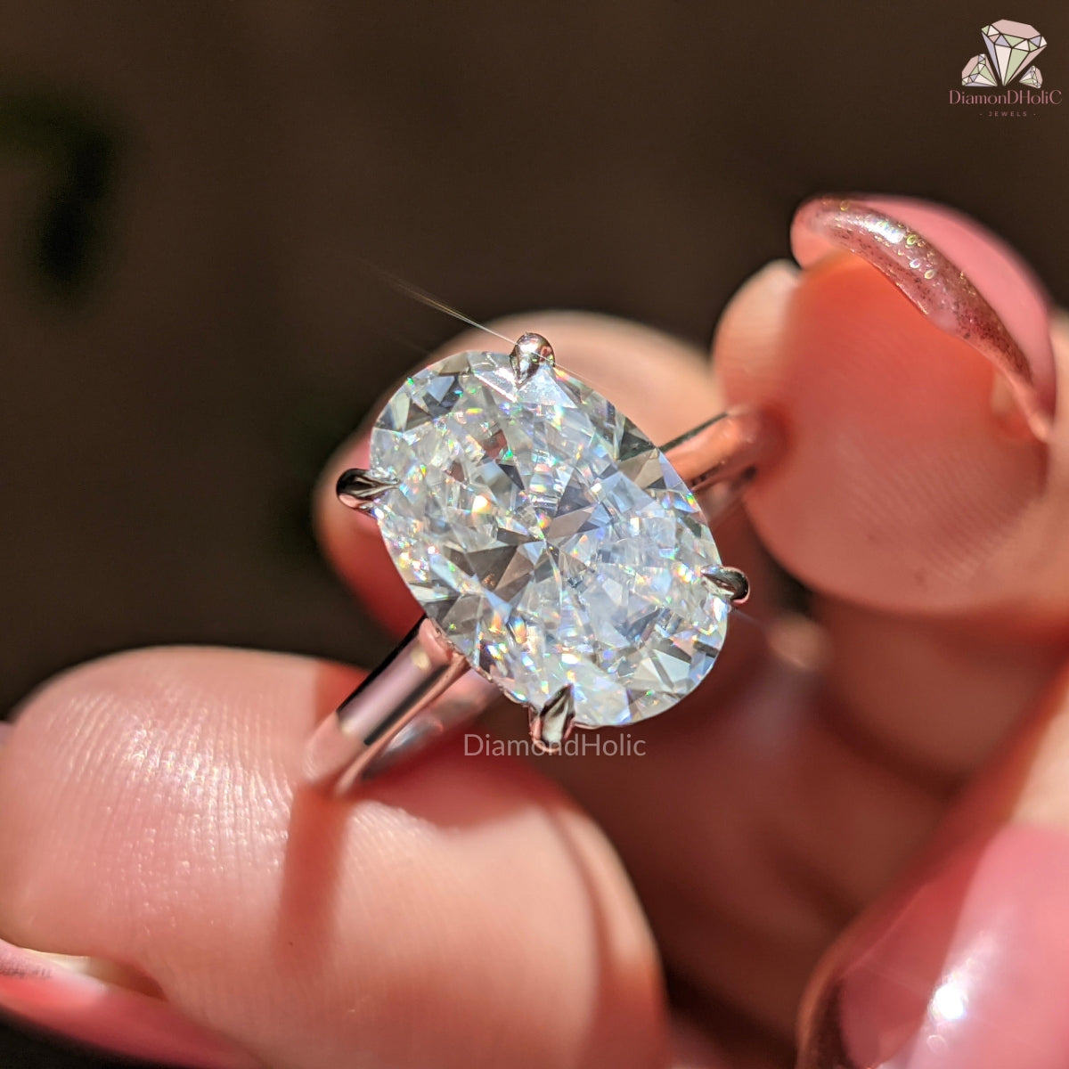 Oval Cut Moissanite Ring