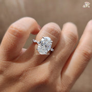 oval diamond engagement ring