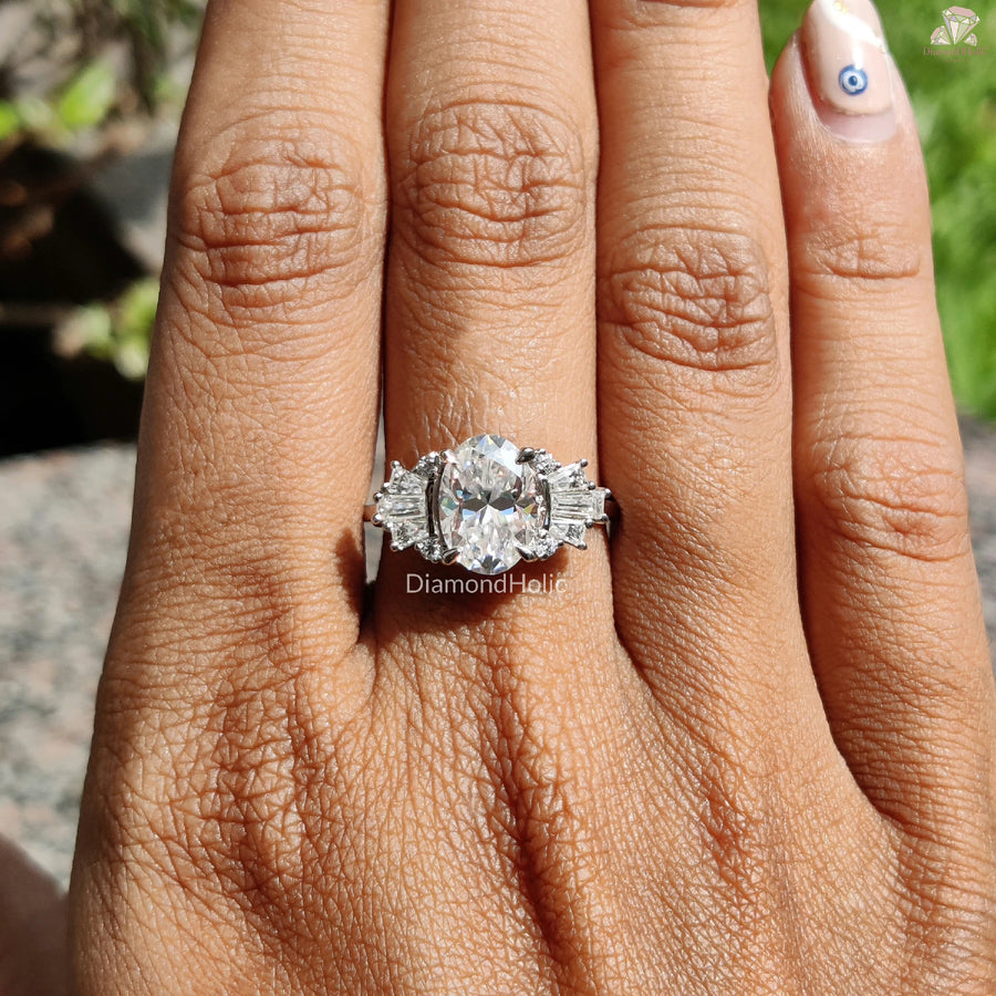 Engagement Sparkle Ring | Unique Moissanite Ring | Chic Side Stones

