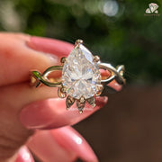 pear cut diamond ring