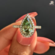 pear cut diamond ring