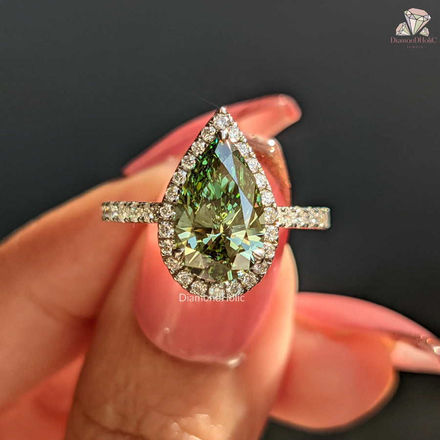 pear cut diamond ring