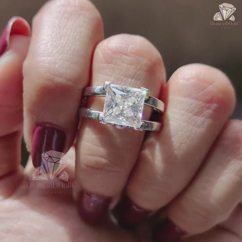 Two Shank Design Ring
