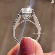 prong setting diamond ring