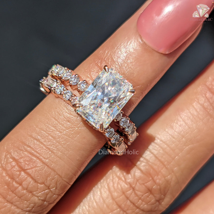 Modern Wedding Ring Set