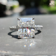 Radiant Cut Diamond Engagement Ring