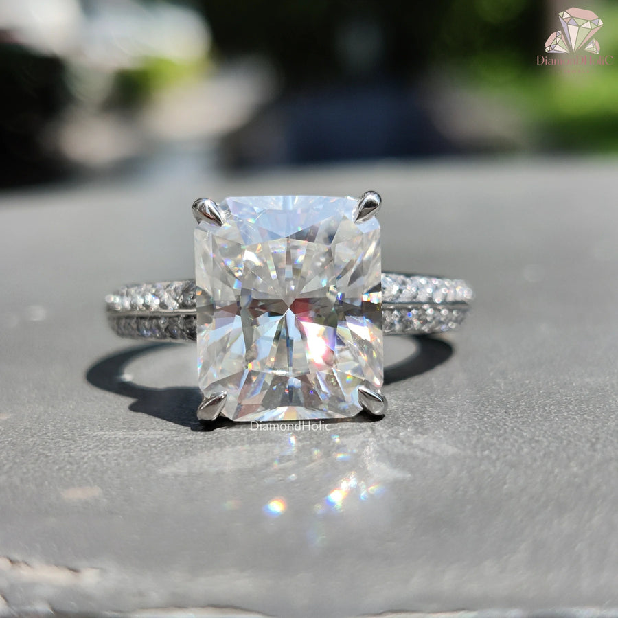 Radiant Cut Diamond Engagement Ring