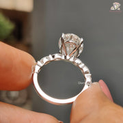 engagement ring for her