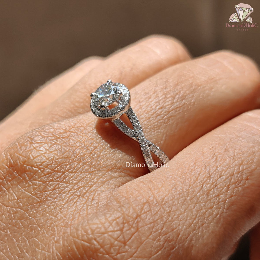 Round cut lab grown diamond ring - close-up detail