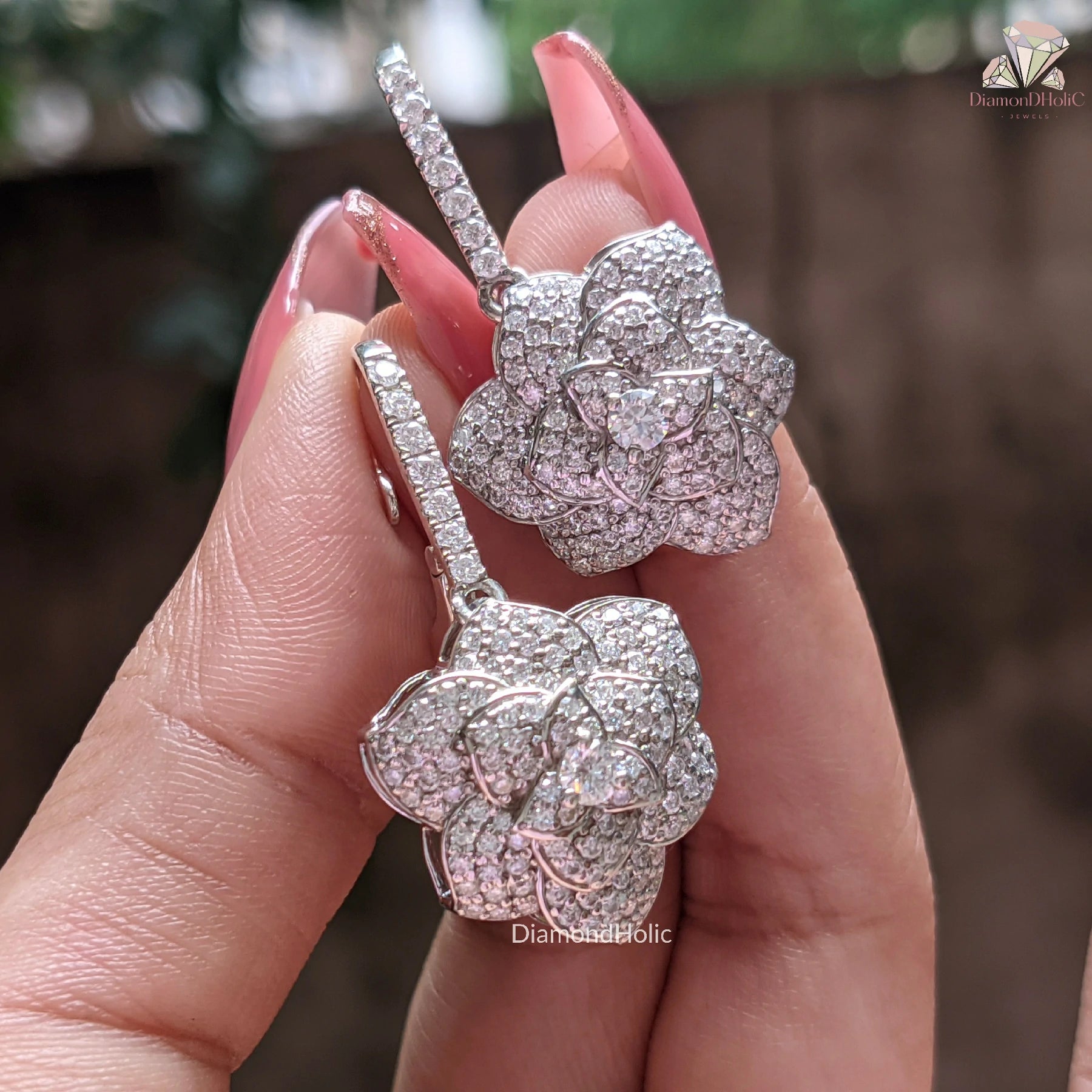 round brilliant cut diamond earrings