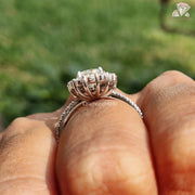 round halo engagement rings​