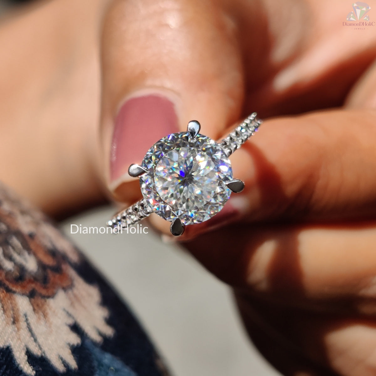 round cut diamond ring | moissanite diamond ring