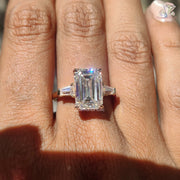 Tapered Baguette Side Stones