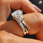 vintage diamond cluster ring​